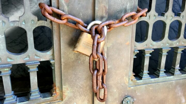 Security Lock And Chain